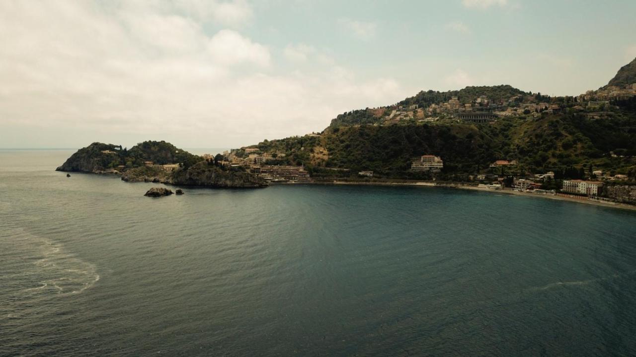 Mare Roccia Beachfront Apartment Taormina Exterior foto