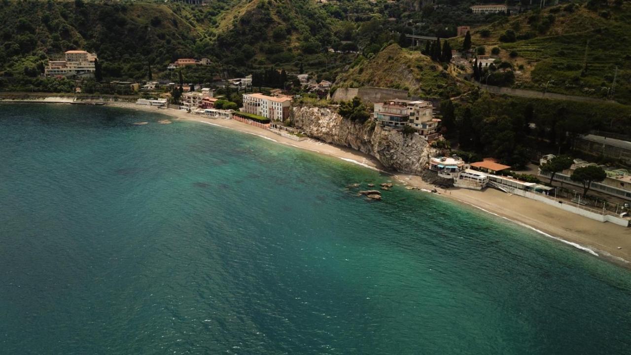 Mare Roccia Beachfront Apartment Taormina Exterior foto